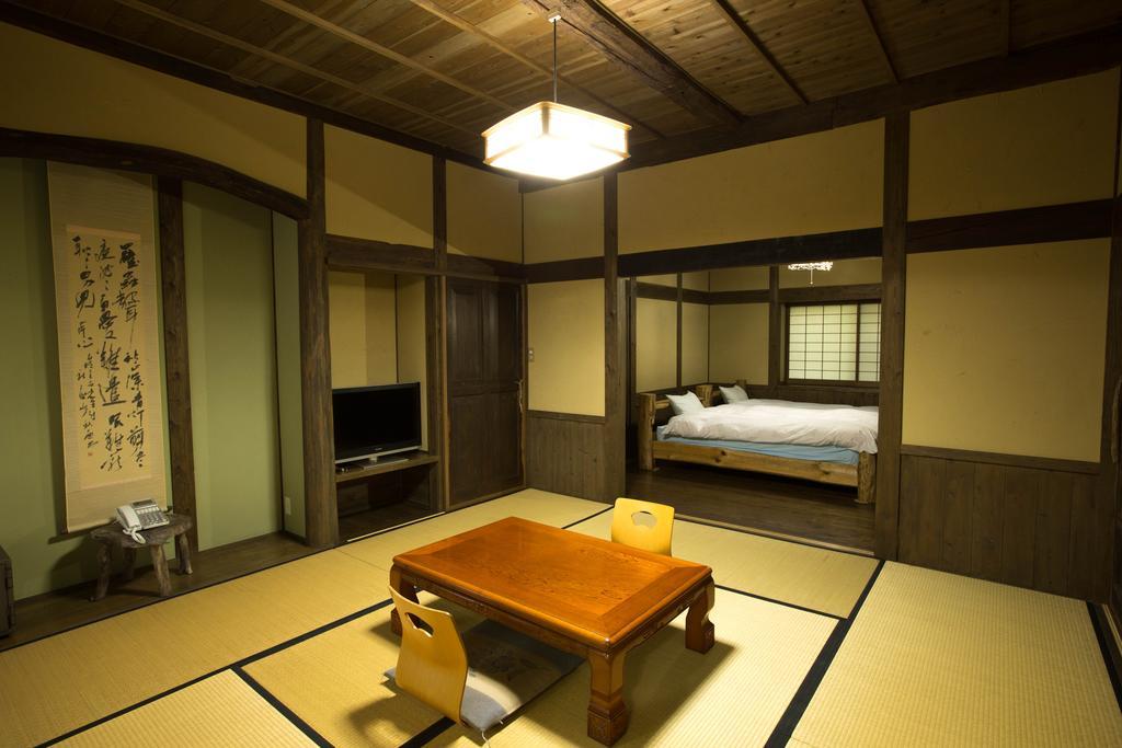 Oogi Onsen Oogiso Hotel Minamioguni Bagian luar foto